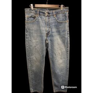 LEVIS 550 Men's  Fit Denim Blue Jeans Light Wash 35x30 measures 32x30 Distressed